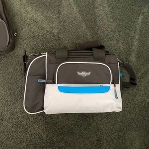 Flight gear bag